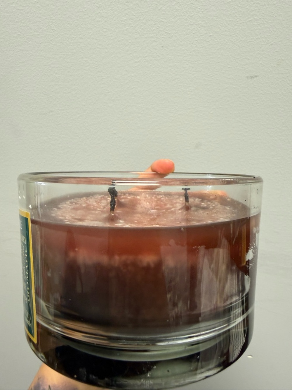 đ Yankee Candle Fall + Holiday Bundle (3 Candles) - Picture 5 of 9